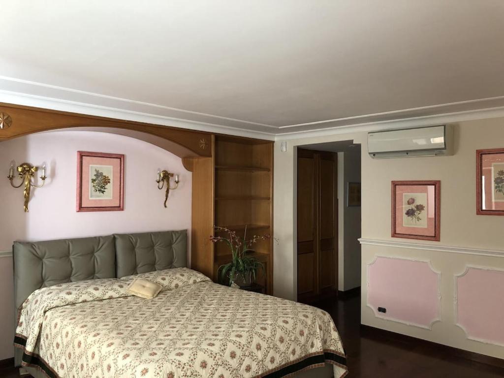 Luxury Via Giulia With Private Garden Rom