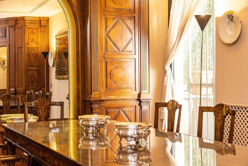 Luxury Via Giulia With Private Garden Apartment Rom